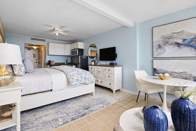 4040 Galt Ocean Drive 905, Fort Lauderdale, FL 33308
