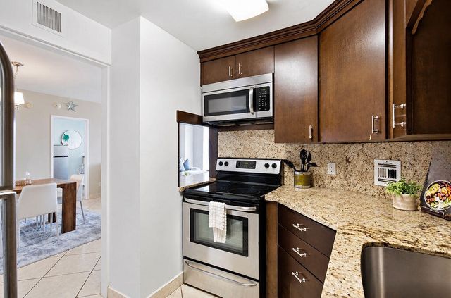4040 Galt Ocean Drive 905, Fort Lauderdale, FL 33308