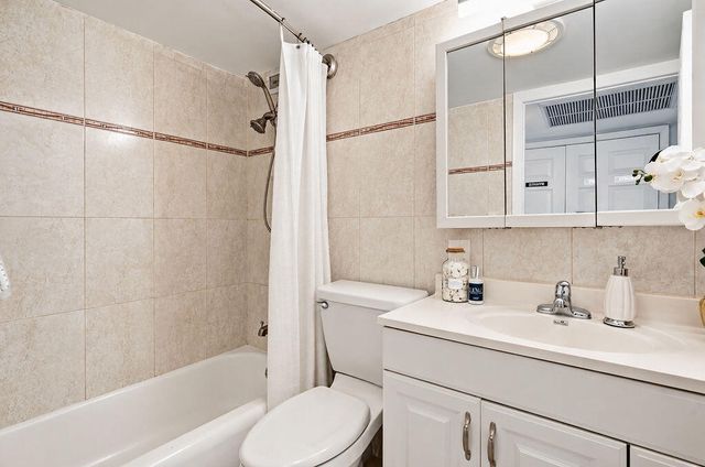 4040 Galt Ocean Drive 905, Fort Lauderdale, FL 33308