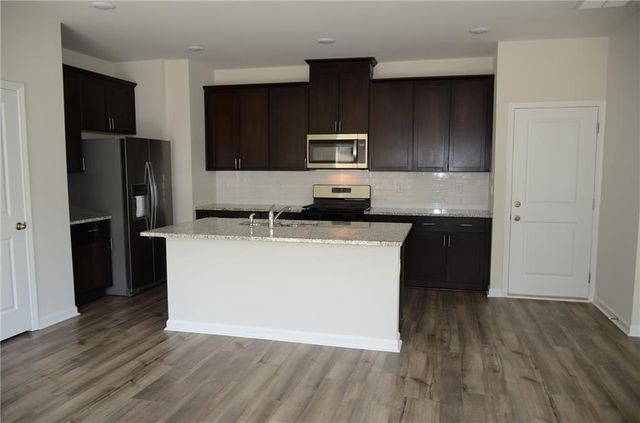 226 Wells Circle, Canton, GA 30114