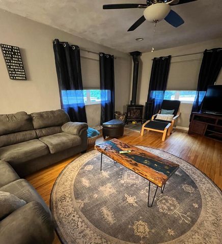 4733 W Oakwood Park Drive, Janesville, WI 53548