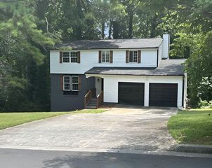 1906 Madras Court, Lithonia, GA 30058
