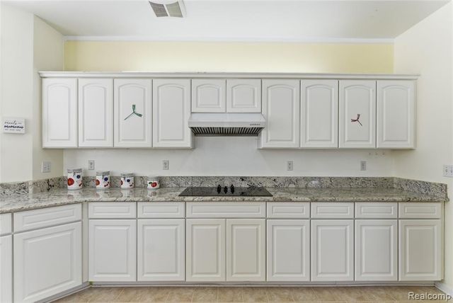 19573 Potomac Drive, Macomb, MI 48044