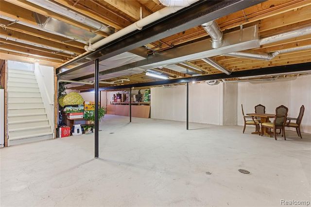 19573 Potomac Drive, Macomb, MI 48044