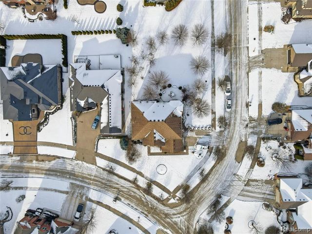 19573 Potomac Drive, Macomb, MI 48044