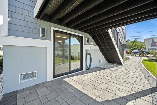 84 Post Island Road, Quincy, MA 02169