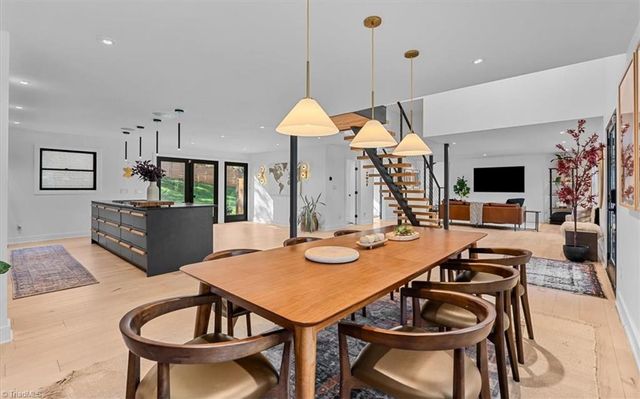 601 Willoughby Boulevard, Greensboro, NC 27408