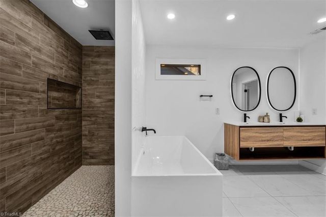 601 Willoughby Boulevard, Greensboro, NC 27408