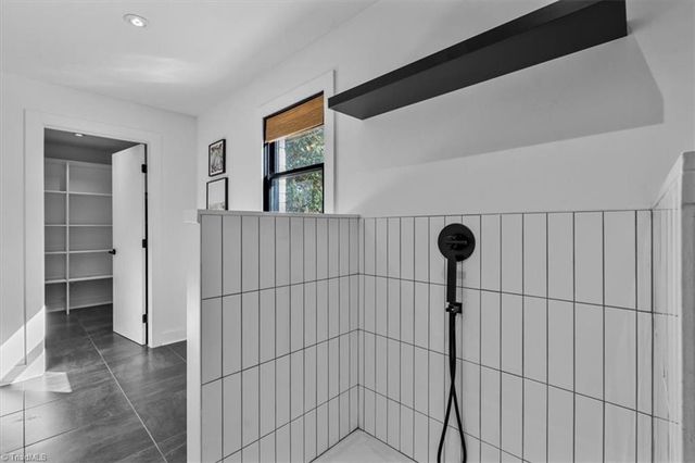 601 Willoughby Boulevard, Greensboro, NC 27408