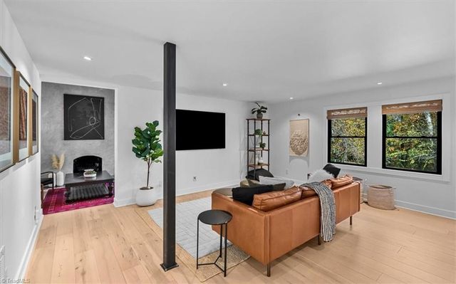 601 Willoughby Boulevard, Greensboro, NC 27408