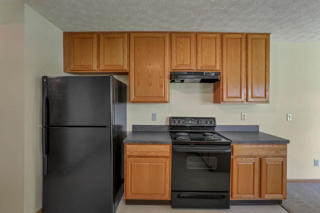 2117 Ripple Road, Hilliard, OH 43026