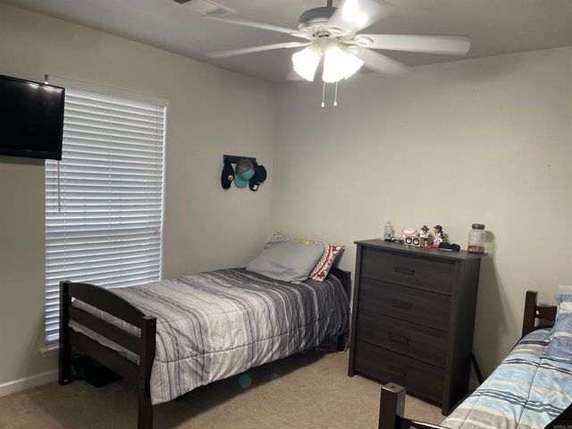 1005 Kari Dr, Sheridan, AR 72150