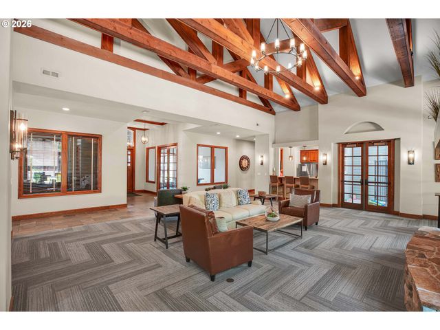 860 SPRINGTREE Ln, West Linn, OR 97068