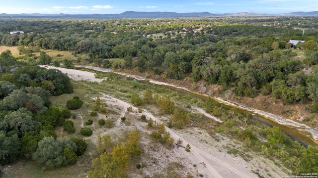 1265 Comanche Path, Bandera, TX 78003