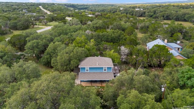 1265 Comanche Path, Bandera, TX 78003