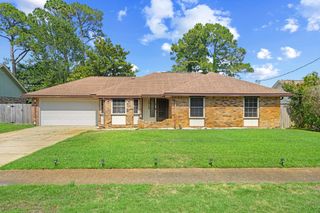 1012 Quail Hollow Drive, Mary Esther, FL 32569