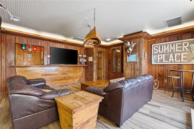 400 S 12th St, Port Aransas, TX 78373
