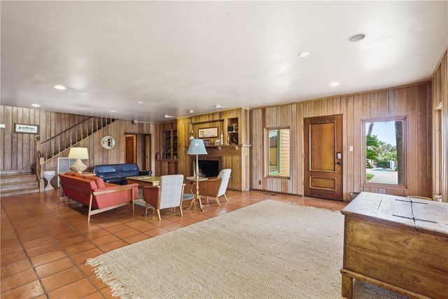 400 S 12th St, Port Aransas, TX 78373