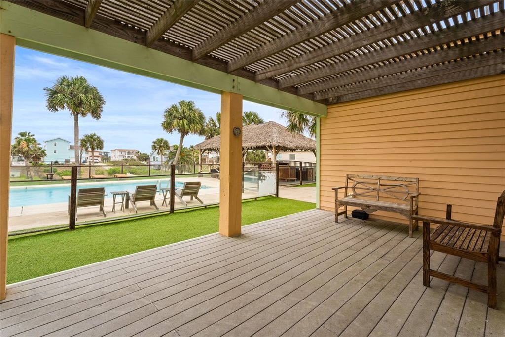 400 S 12th St, Port Aransas, TX 78373 — photo 3