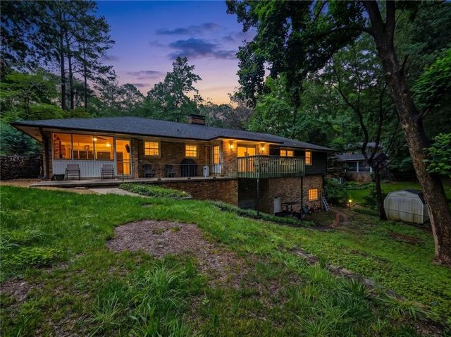 6838 Brandon Mill Road NW, Sandy Springs, GA 30328