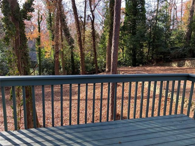 6838 Brandon Mill Road NW, Sandy Springs, GA 30328