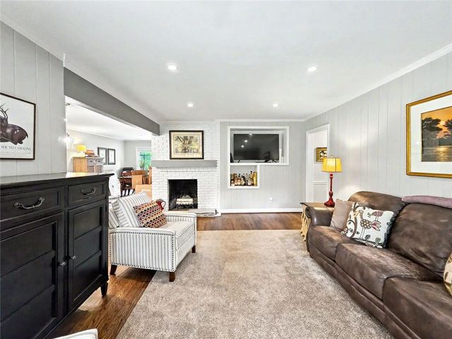 6838 Brandon Mill Road NW, Sandy Springs, GA 30328
