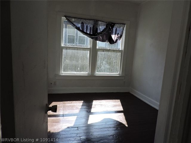2105 N K Street, Fort Smith, AR 72901