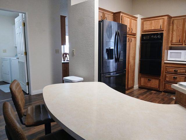 2459 N Oaks Street 134, Tulare, CA 93274