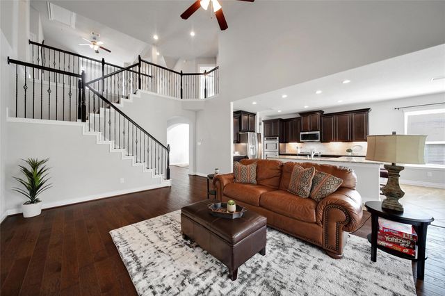 3914 Birdsall Falls Lane, Katy, TX 77494