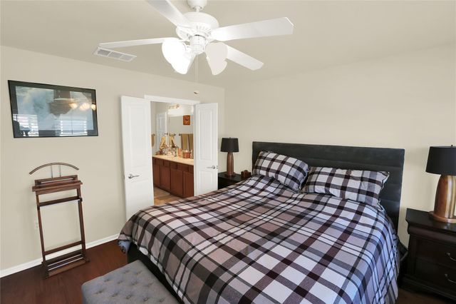 104 Sheldon Lake DR, Georgetown, TX 78633