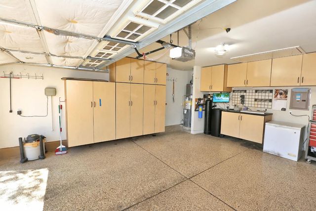 104 Sheldon Lake DR, Georgetown, TX 78633