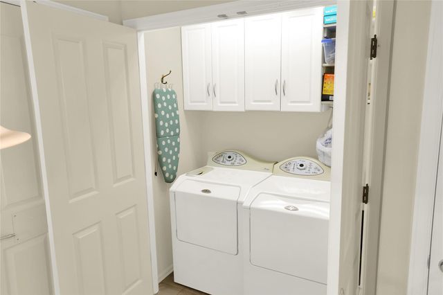 104 Sheldon Lake DR, Georgetown, TX 78633