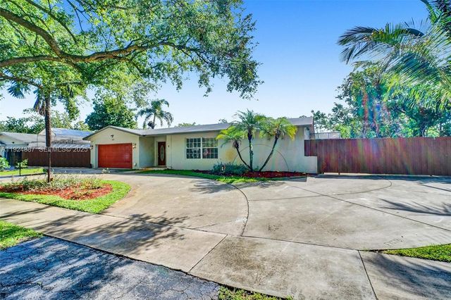 470 NW 46th Ave, Plantation, FL 33317
