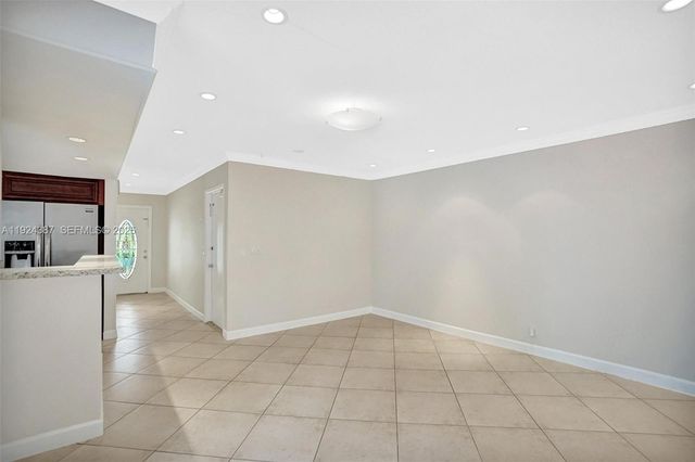 470 NW 46th Ave, Plantation, FL 33317