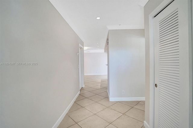 470 NW 46th Ave, Plantation, FL 33317