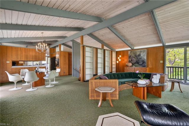 305 Discovery CRES, Virginia Beach, VA 23451