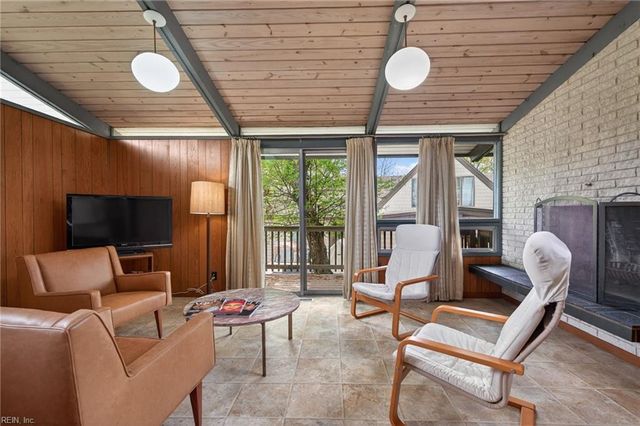 305 Discovery CRES, Virginia Beach, VA 23451