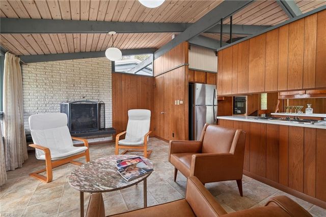 305 Discovery CRES, Virginia Beach, VA 23451