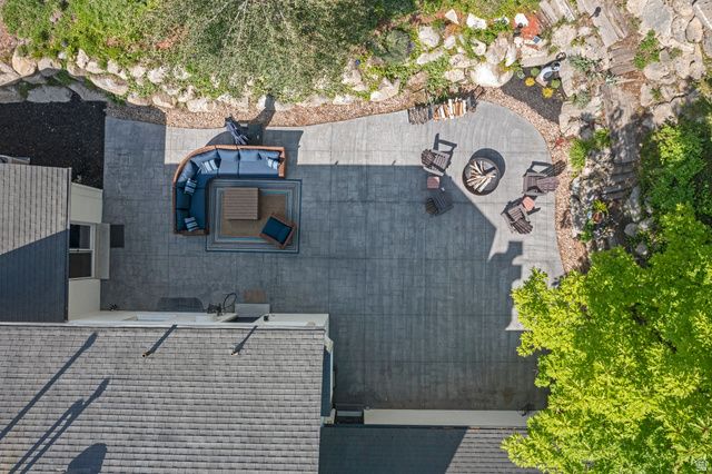 10927 S LOSTWOOD DR, Sandy, UT 84092