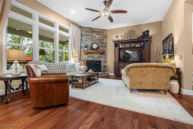 7479 Montella Avenue NW, Canal Fulton, OH 44614