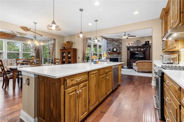 7479 Montella Avenue NW, Canal Fulton, OH 44614