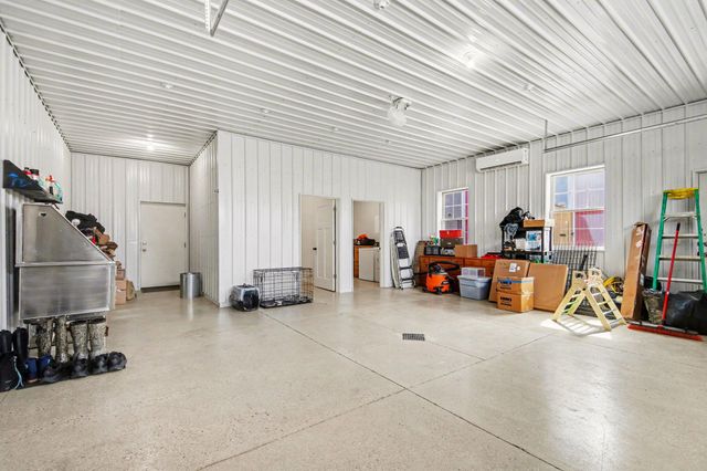 419 S Juniper Street NE, Edmore, MI 48829