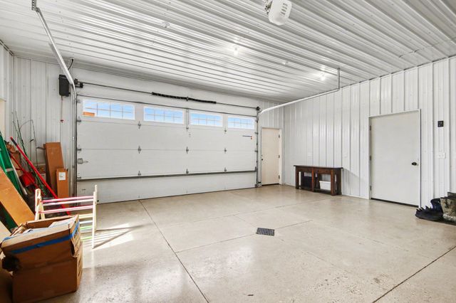 419 S Juniper Street NE, Edmore, MI 48829