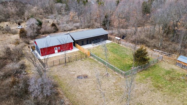 419 S Juniper Street NE, Edmore, MI 48829