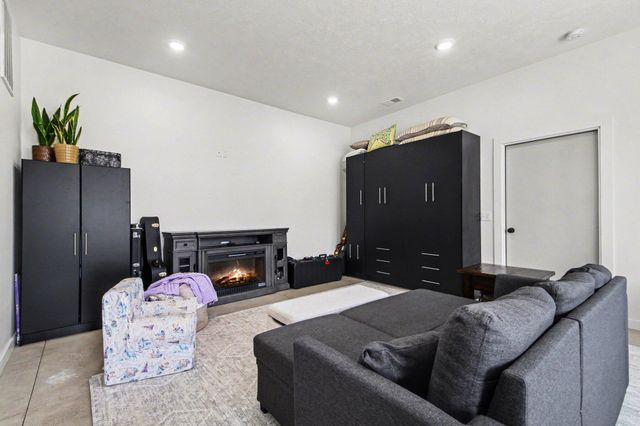 419 S Juniper Street NE, Edmore, MI 48829