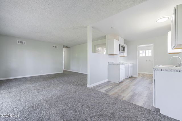 45575 E 6th Street, Lancaster, CA 93535