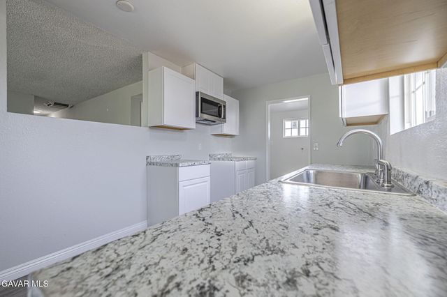 45575 E 6th Street, Lancaster, CA 93535