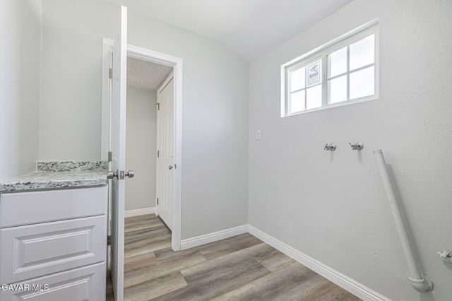 45575 E 6th Street, Lancaster, CA 93535