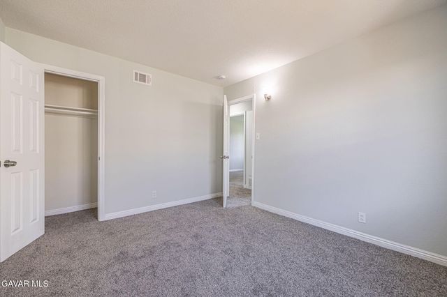 45575 E 6th Street, Lancaster, CA 93535