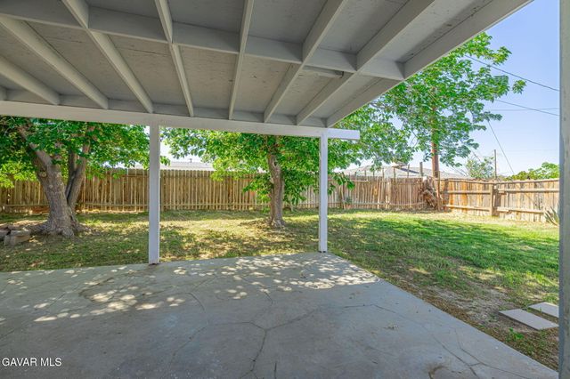45575 E 6th Street, Lancaster, CA 93535
